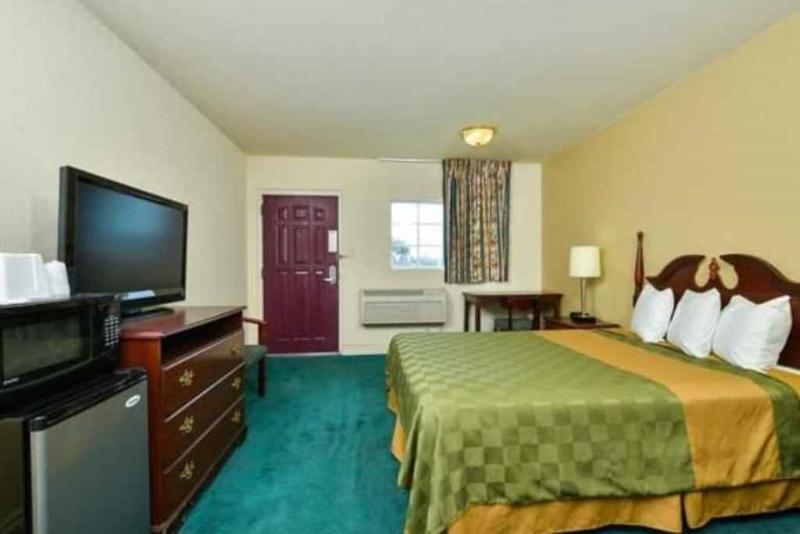 Days Inn By Wyndham El Centro Bagian luar foto